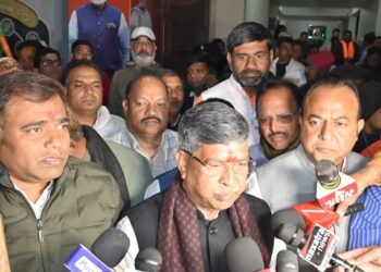 महाराष्ट्र में नगर निकाय चुनाव में भाजपा और सहयोगी दल की जीत पर झारखंड में जश्न