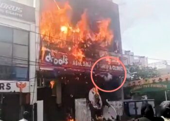 लखनऊ के अलीनगर में कोचिंग में आग में अब तक 15 बच्चों की मौत, कई ज़ख्मी।