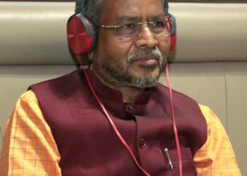 भाजपा नेता बाबूलाल मरांडी का आरोप,NGT की रोक के बावजूद बालू की तस्करी जारी