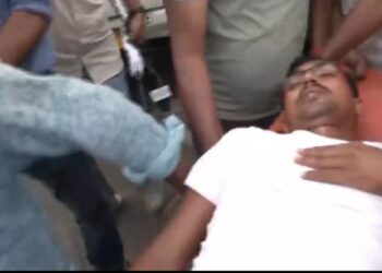 JPSC आंदोलन में भूख हड़ताल कर रहे राहुल क्रांति की अचानक बिगड़ी तबीयत, क्या अब प्रशासन लेगा बड़ा फैसला?