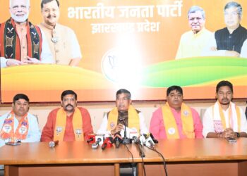 राहुल गांधी को भाजपा की चुनौती, अगर छात्रों का दर्द है तो मुख्यमंत्री आवास पर धरना पर बैठें